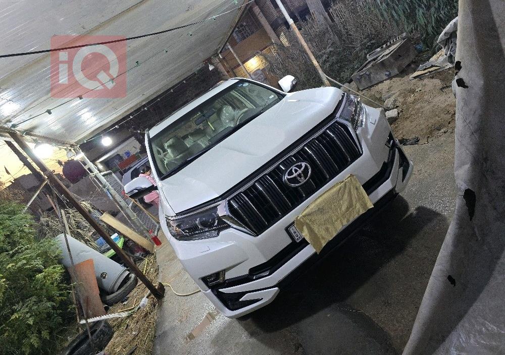 تۆیۆتا لاندكروزر پرادۆ